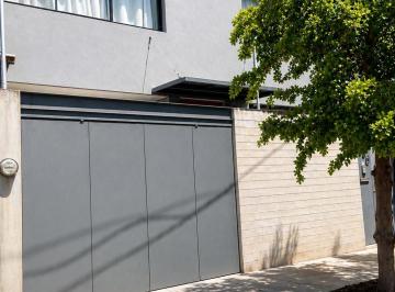 Casa de 4 habitaciones, Guadalajara · Venta Casa Jardines del Bosque