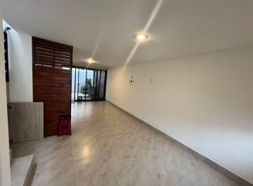 Casa de 2 habitaciones, Apaseo el Grande · Casa en Venta en Meseta con Alberca y Áreas Recreativas
