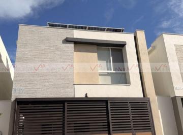 Casa · 184m² · 3 Recámaras · 2 Estacionamientos · Casa en Renta en Crystal Lagoons