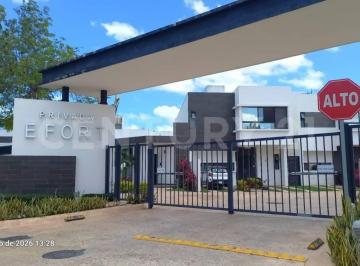 Casa · 165m² · 3 Recámaras · 2 Estacionamientos · Casa en Venta en Vitala Cancun Poligono Sur