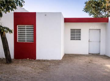 Casa · 2 Recámaras · 2 Estacionamientos · Casa en Venta en Col. Lopez Mateos