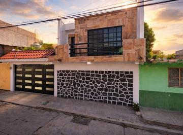 Casa de 3 habitaciones, Atlixco · Casa en Venta en La Colonia Santa Rosa Chapulapa en Atlixco en Puebla