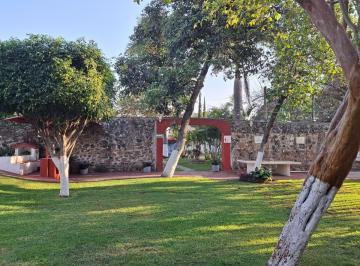 Local comercial , Yautepec · Hotel en Venta – Quinta Paraíso Cocoyoc