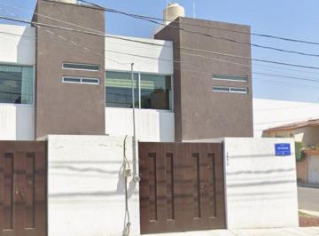 Casa de 3 habitaciones, Puebla · Venta de Casa en La Colonia Arboledas de Loma Bella en Puebla de Zaragoza en Puebla
