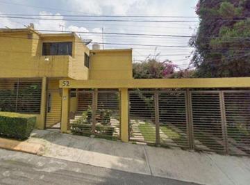 Casa de 4 habitaciones, Naucalpan de Juárez · Casa en Venta en C. Cruz de La Loma 52, Santa Cruz del Monte, Naucalpan de Juárez, Méx.