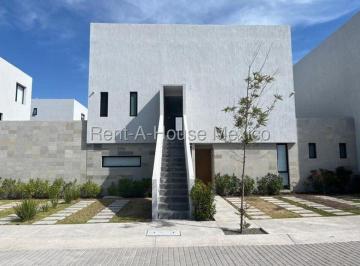 Departamento de 3 habitaciones, Querétaro · Cumbres del Lago - Venta. Departamento de Dos Niveles con Terraza, Amenidades, 3 Recámaras