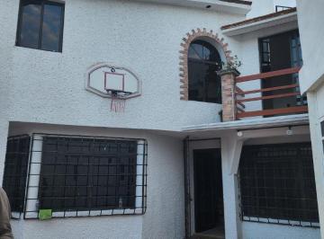 Casa de 4 habitaciones, Cuautitlán Izcalli · Venta de Casa Amplia en Cuautitlán Izcalli, Santa Rosa de Lima, Cuenta con 2 Departamentos