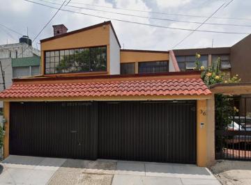 Casa de 3 habitaciones, Naucalpan de Juárez · Casa en Venta en Cd. Satélite