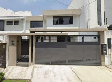 Casa de 5 habitaciones, Naucalpan de Juárez · Casa en Venta en Leo 278, Jardines de Satelite, Naucalpan de Juárez, Méx.