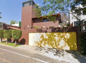 Casa de 4 habitaciones, Cuajimalpa de Morelos · Casa con 510 m² de Superficie de Terreno y 4 Recámaras en Venta en Bosques de Las Lomas