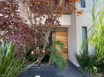 Casa de 2 habitaciones, Zapopan · Casa en Venta Altaterra - Valle Imperial