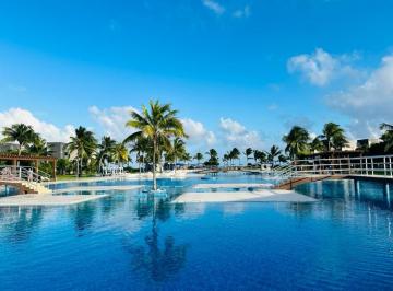 Departamento · 140m² · 2 Recámaras · 2 Estacionamientos · Departamento - Playa del Carmen