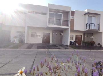 Casa de 3 habitaciones, Tlajomulco de Zúñiga · Se Renta Casa en Bellaterra Coto Senda