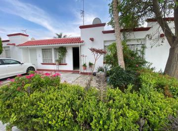 Casa de 2 habitaciones, Corregidora · Casa Piramides en Venta en Queretaro