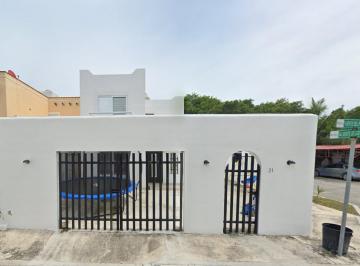 Casa de 3 habitaciones, Solidaridad · Casa en Venta en Playa del Carmen Cerca de La Playa
