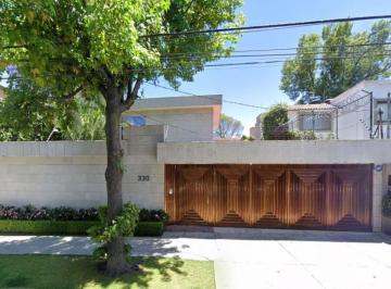 Casa de 5 habitaciones, Miguel Hidalgo · Casa con 5 Recámaras en Venta, 660 m² Superficie de Terreno, Lomas de Chapultepec