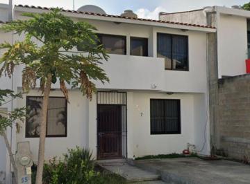 Casa de 3 habitaciones, Tuxtla Gutiérrez · Casa en Venta en Fraccionamiento Las Nubes Tuxta Gutierrez Chiapas