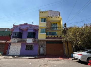 Casa · 228m² · 3 Recámaras · 2 Estacionamientos · Venta Casa, Colonia Maravillas, Nezahualcóyotl, Edo Mex
