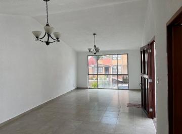 Casa de 4 habitaciones, Naucalpan de Juárez · Excelente Oportunidad de Inversión, Ideal Para Familias Que Buscan Comodidad y Buena Ubicación.