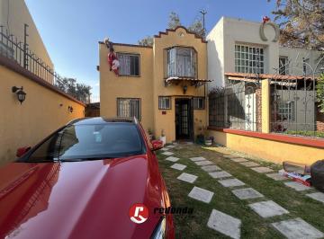Casa · 150m² · 3 Recámaras · 2 Estacionamientos · Casa en Claustros de San Miguel