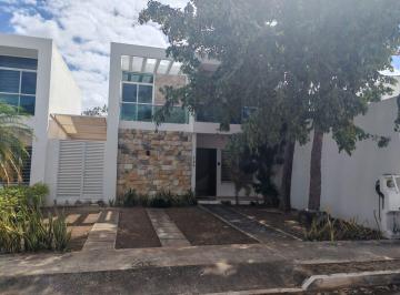 Casa de 2 habitaciones, Mérida · Casa de 2 Recámaras Amueblada y Equipada en Privada Santa Fe