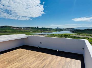 Casa · 223m² · 3 Recámaras · 2 Estacionamientos · Casa - Fraccionamiento Senda Real