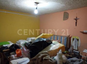Casa · 401m² · 11 Recámaras · 1 Estacionamiento · Venta de Inmueble Productivo "Nezahualcoyotl"