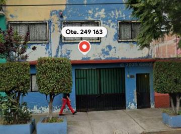 Casa de 4 habitaciones, Iztacalco · Casa en Venta en Agrícola Oriental, Iztacalco