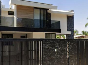Casa de 5 habitaciones, Zapopan · Se Vende Casa en Jalisco, Zapopan, Bugambilias.