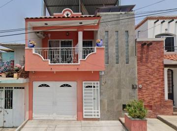 Casa de 3 habitaciones, Tuxtla Gutiérrez · Venta de Casa en Jardines del Pedregal Tuxtla Guatierrez Chiapas