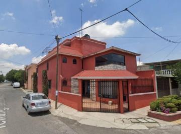 Casa de 4 habitaciones, Cuautitlán Izcalli · Casa con 4 Recámaras de 172 m² Superficie de Terreno en Venta