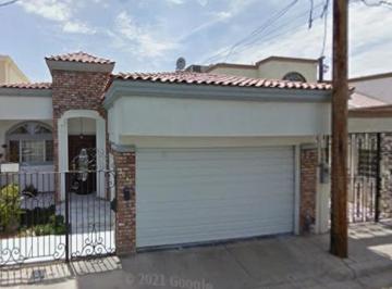 Casa de 4 habitaciones, Mexicali · ¡Hermosa Propiedad Ubicada Magnificamente en Mexicali, B. C!