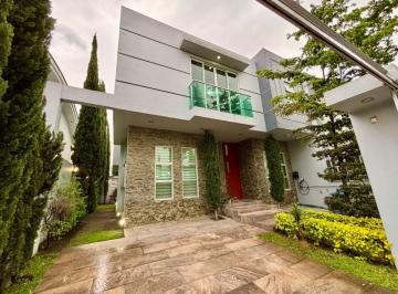Casa en condominio de 4 habitaciones, Zapopan · Casa en Venta en Jardín Real, Sobre Boulevard, Zapopan