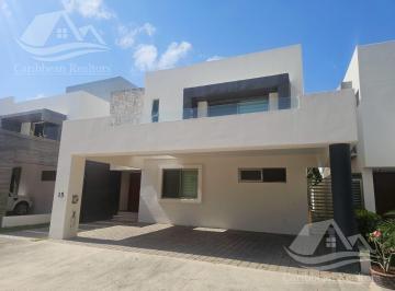 Casa · 325m² · 3 Recámaras · 3 Estacionamientos · Casa en Venta en Cumbres Cancun