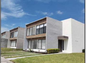 Casa de 3 habitaciones, Veracruz · Venta de Hermosa Casa en Alika Residencial Veracruz