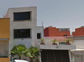 Casa de 4 habitaciones, Naucalpan de Juárez · Casa con 4 Recámaras de 132 m² de Terreno en Venta en Lomas Verdes
