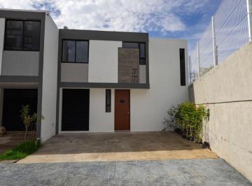 Casa · 150m² · 3 Recámaras · 2 Estacionamientos · Casa en Venta en Miralto Residencial, Real de Valdepeñas