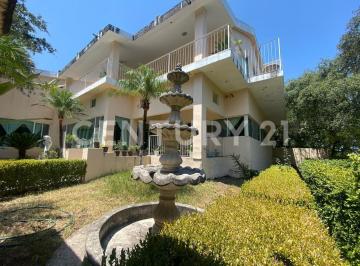 Quinta · 2350m² · 3 Recámaras · 6 Estacionamientos · Quinta en Venta Santiago N. L.