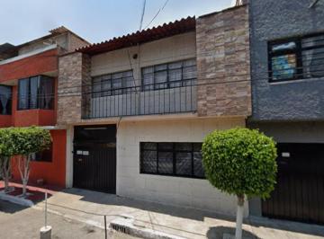Casa de 2 habitaciones, Gustavo A. Madero · Casa en Venta en Guadalupe Proletaria