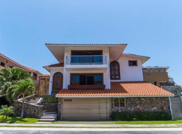 Casa en condominio · 500m² · 4 Recámaras · 3 Estacionamientos · Casa en Venta en Vista Bella