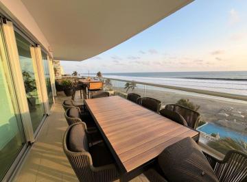 Departamento en Venta de 4 habitaciones  · Estrena Depa en Península Amueblado y Nuevo en Acapulco Diamante