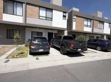 Casa · 140m² · 3 Recámaras · 2 Estacionamientos · Casa en Venta Querétaro Intercity Urban