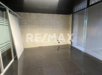 Oficina · 100m² · 1 Estacionamiento · Oficina en Renta - (4)
