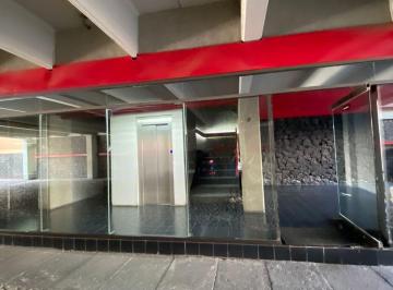 Oficina · 100m² · 1 Estacionamiento · Oficina en Renta - (4)
