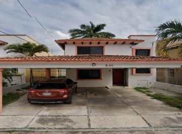 Casa de 3 habitaciones, Carmen · Venta de Casa en Ciudad del Carmen Fracc San Joaquin San Roman