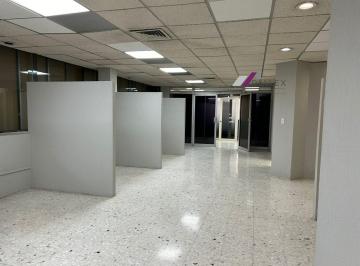 Oficina · 300m² · 2 Estacionamientos · Oficina de 300 m² en Renta Sobre Av Revolución, Col. Jardines del Contry en Monterrey, Nuevo León.