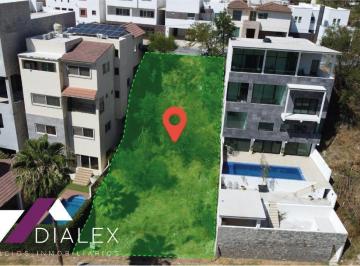 Terreno / Lote · 378m² · Terreno en Venta - Col. Contry Las Aguilas, Primer Sector en Monterrey de 378 m²