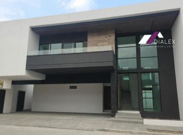 Casa · 430m² · 4 Recámaras · 4 Estacionamientos · Bosques de Las Misiones - Carretera Nacional - Casa Venta Santiago Nuevo León, 430 m²