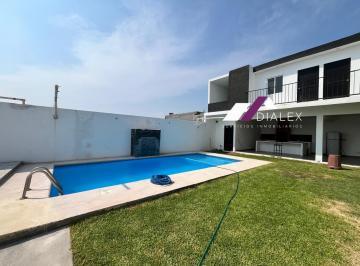 Quinta · 592m² · 3 Recámaras · 8 Estacionamientos · Venta Quinta con Terreno de 592 m² - Valle de Zuazua - 3 Recámaras y 2 Baños