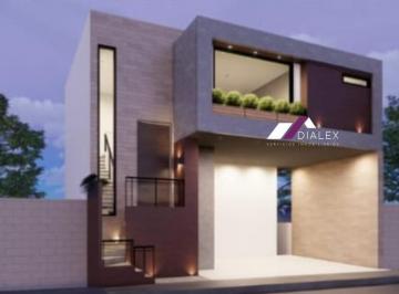 Casa · 260m² · 3 Recámaras · 2 Estacionamientos · Fracc. Cumbres de Santiago - Carretera Nacional - Casa en Venta Santiago 260 m² Nuevo León.